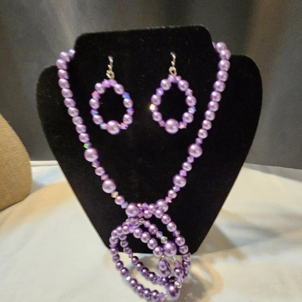 “SOLD” Hand Crafted Elegant Purple Jewelry Set Necklace Wrap Bracelet Earrings - Picture 6 of 6